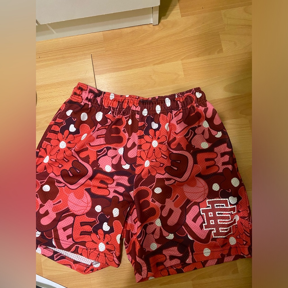 Brand new eric emanuel red flower shorts